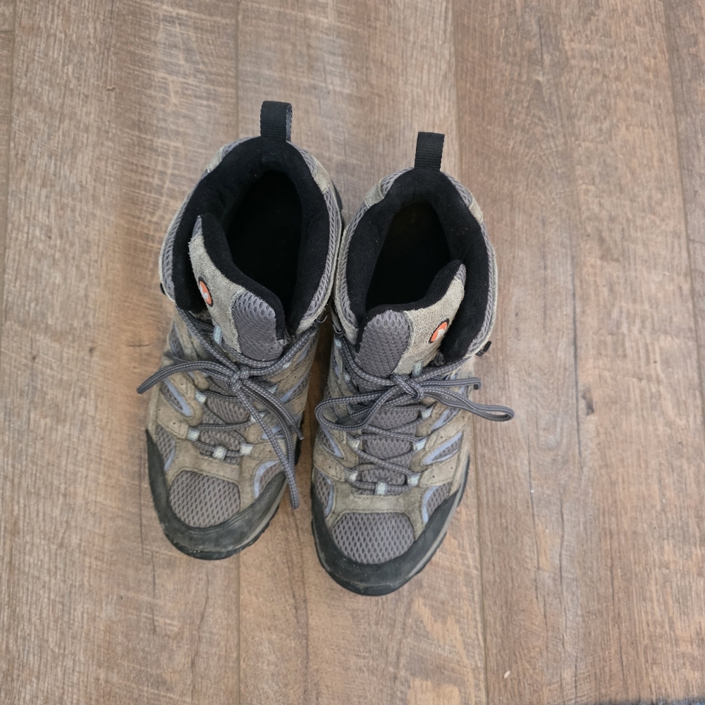 Merrell Women's Moab 2 Mid Waterproof Hiking Boots - Gray and Black - Picture 8 of 8